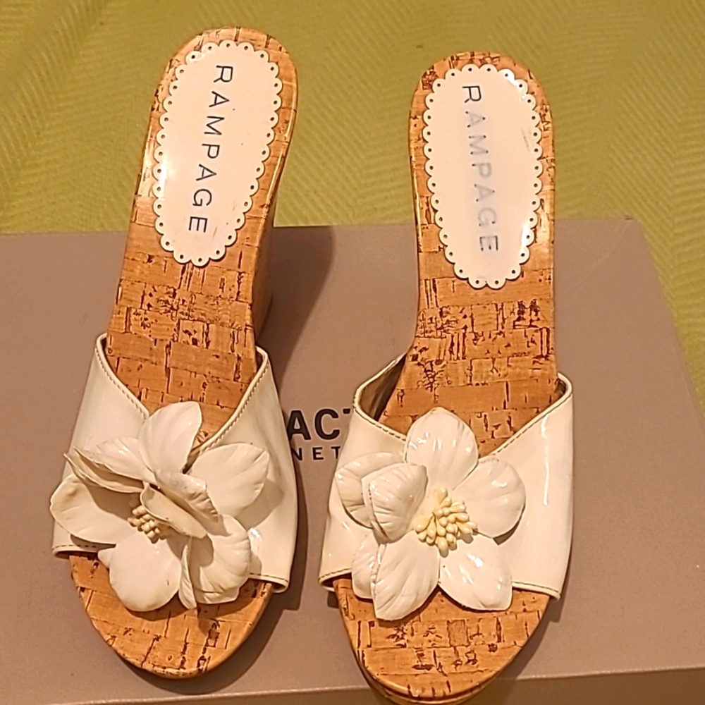 Rampage Dyana platform sandals